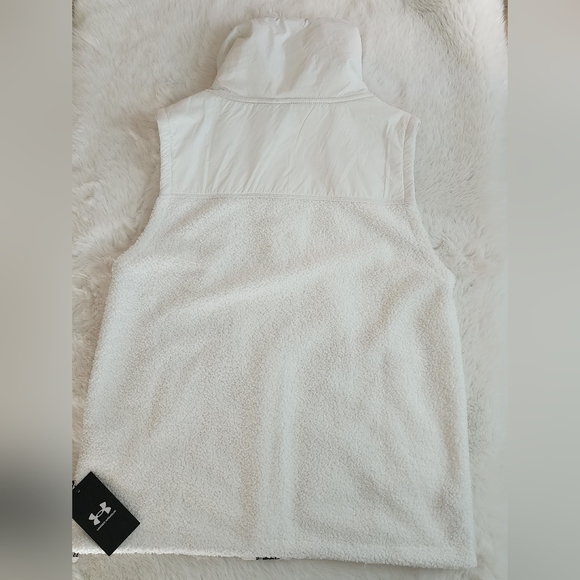 🥰 UNDER ARMOUR WOMEN'S UA MISSION VEST SZ XS - Picture 4 of 11
